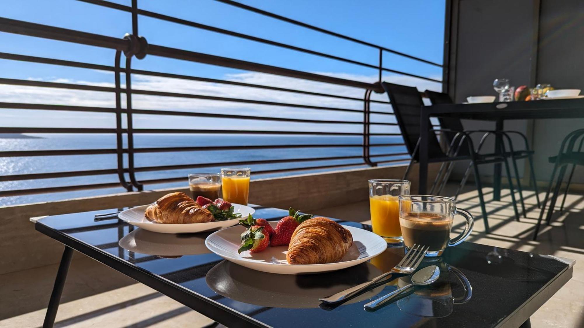 Apartament Arenas Sea Front *