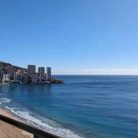 Las Arenas Sea Front Apartments Benidorm Exterior photo