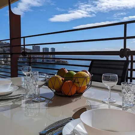 Las Arenas Sea Front Apartments Benidorm Exterior photo