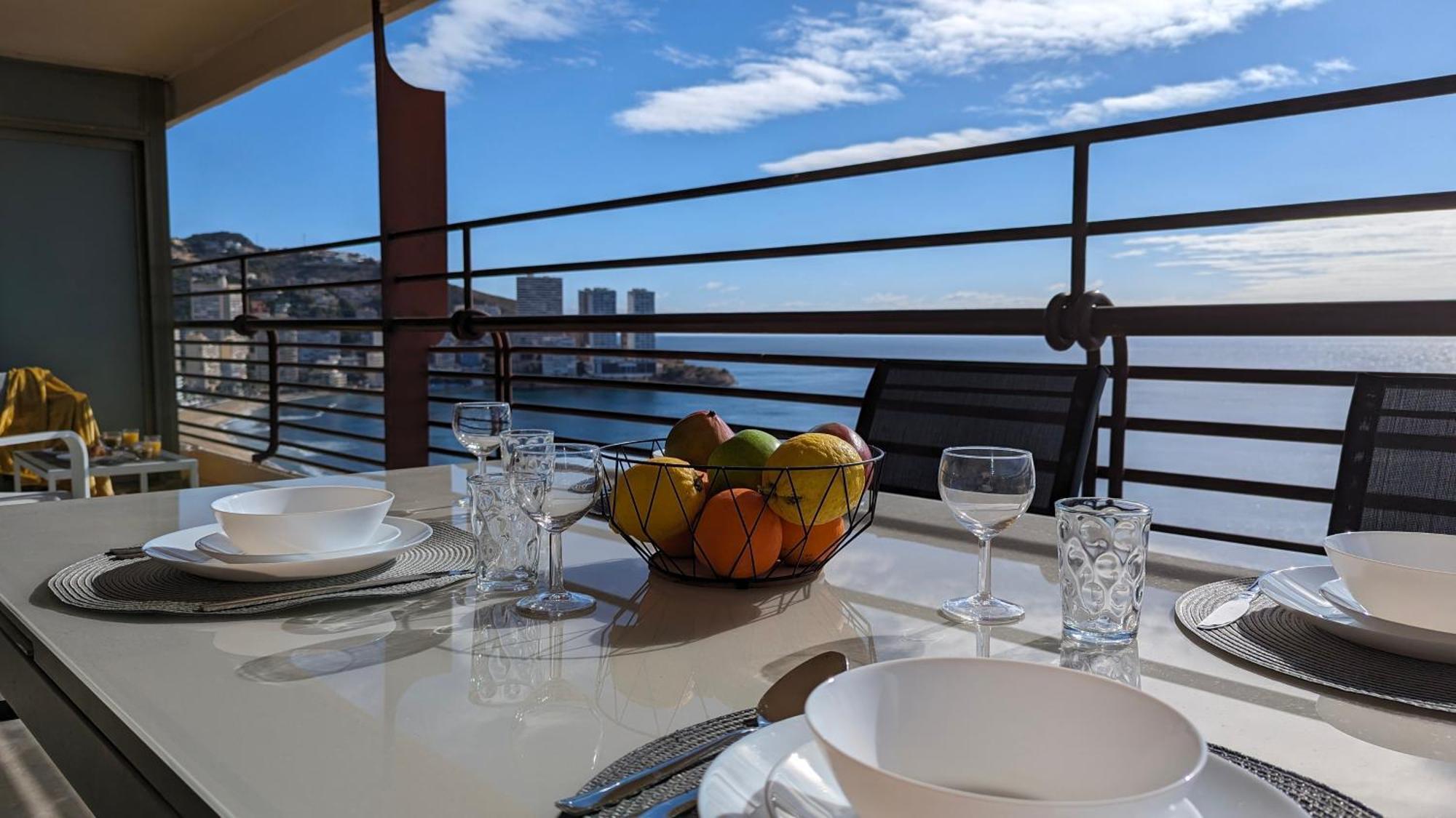 Apartment Arenas Sea Front *